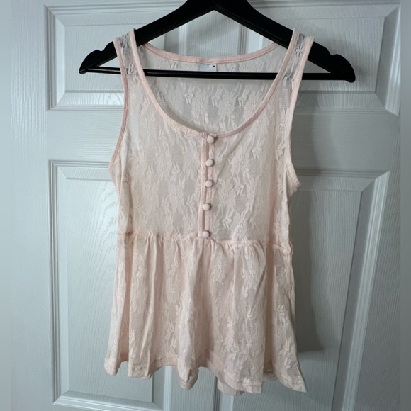 🌞 LAST CHANCE !! Lace flowy tank - Picture 2 of 4